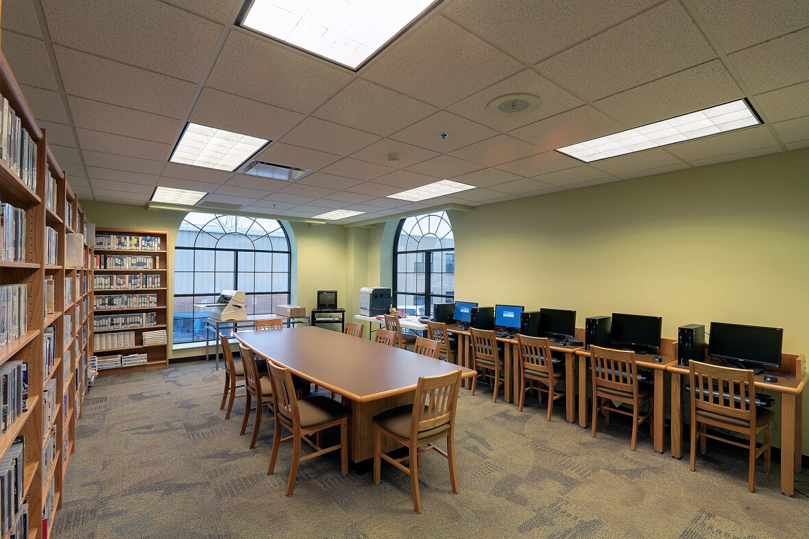 Aquinas Library and Classroom Addition