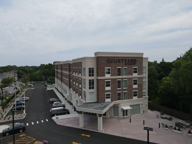 Courtyard Marriott Hotel